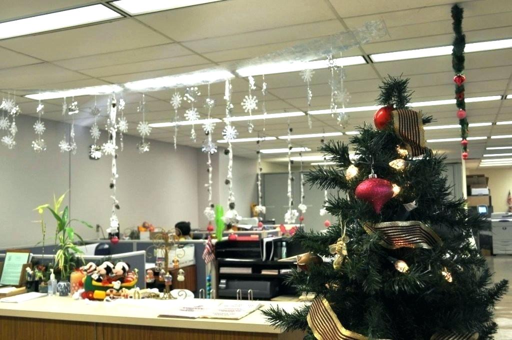 Office Decorating Themes Theme Cubicle Decoration Ideas For Corporate Christmas Contest Decora 