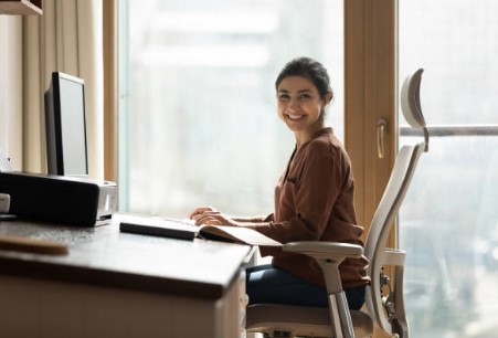 ergonomic office furniture